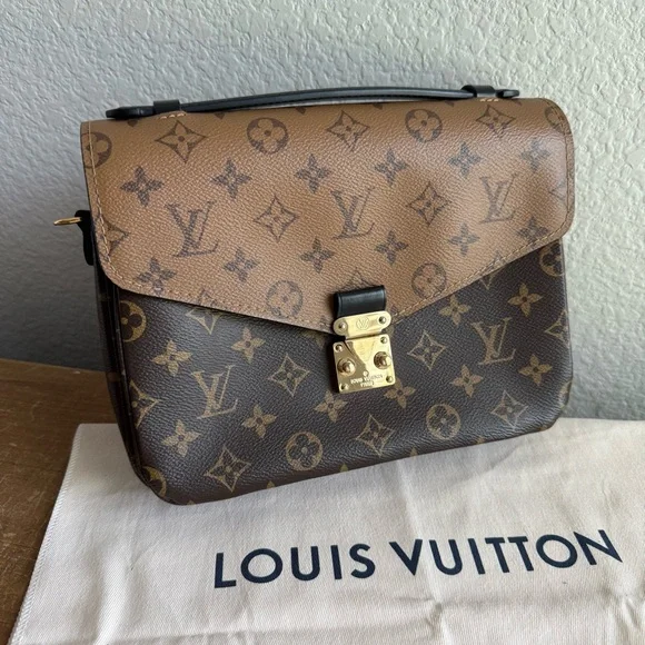 Authentic Louis Vuitton Pochette Metis Reverse Monogram Crossbody Bag - Picture 14 of 14